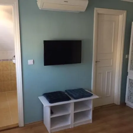 Bed & Breakfast Kikerics Vendeghaz Villany