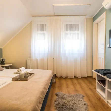 Bed & Breakfast Kikerics Vendeghaz Villany