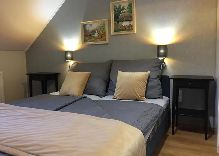 Kikerics Vendeghaz 住宿加早餐酒店