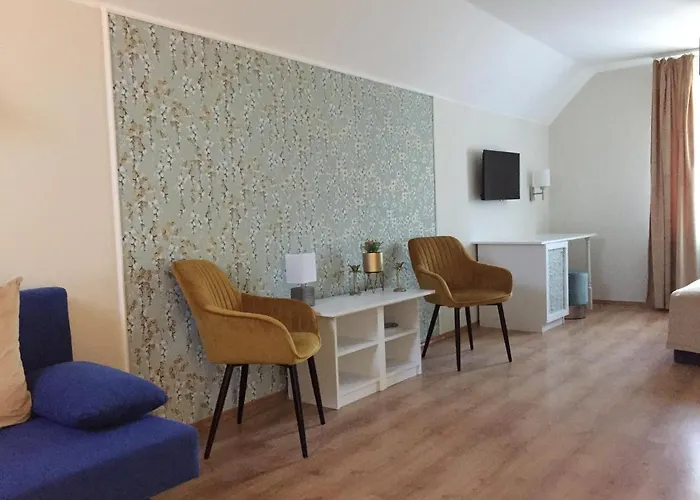 住宿加早餐酒店 Kikerics Vendeghaz 3*