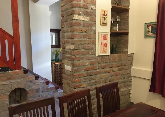 Kikerics Vendeghaz 住宿加早餐酒店 3*