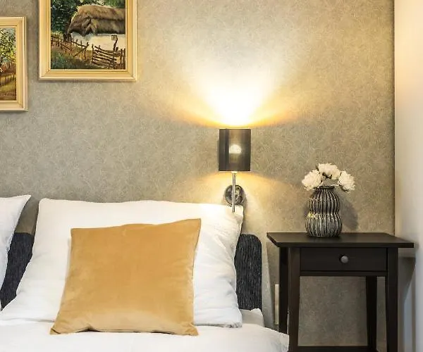 住宿加早餐酒店 Kikerics Vendeghaz 3*