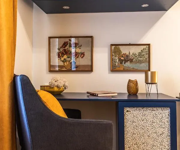 Kikerics Vendeghaz 住宿加早餐酒店 维拉尼